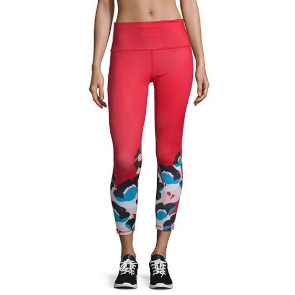 NWT JC Penney Xersion Red & Blue Flowers Leggings
